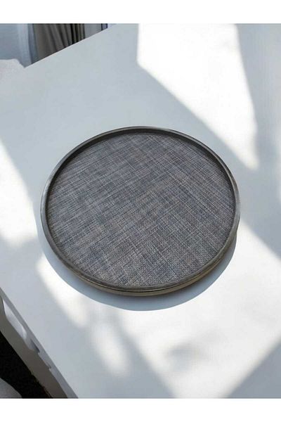 AURA 3-Piece Round Tray Presentation Rack with Non-Slip Base
