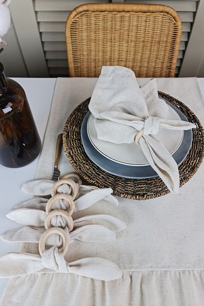 cotton maison Set of 6 Retro Bow Wooden Ring Napkin Rings