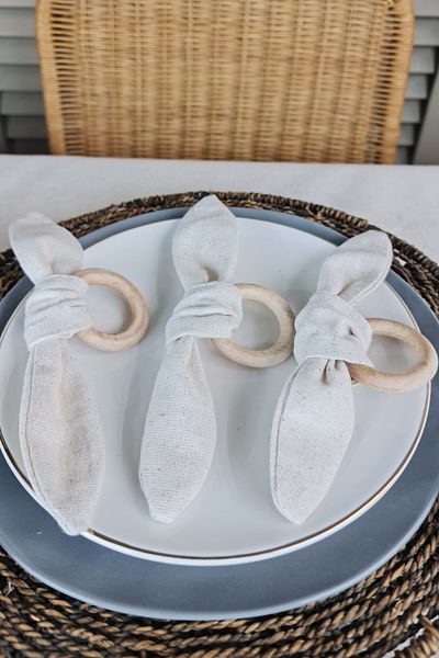 cotton maison Set of 6 Retro Bow Wooden Ring Napkin Rings
