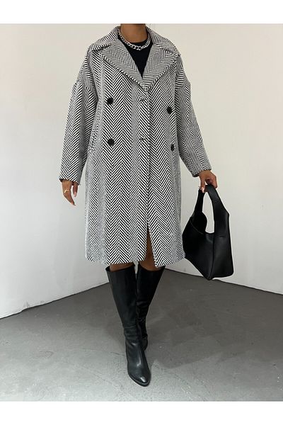 Modamorfo Kaschmütze mit Fischgrätenmuster und Taschen – weiß