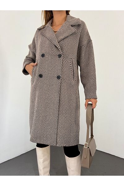 Modamorfo Kaschmirmütze mit Fischgrätenmuster und Taschen – braun
