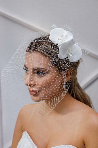 Turkuaz Accesoriu Păr Mireasă / Nuntă Nuntă Tulle Cu Flori Accesoriu Păr Alb