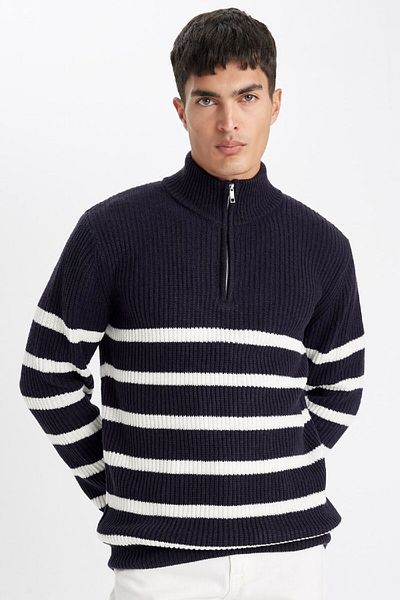 DeFacto Standard-Passform-Strickpullover mit halbem Reißverschluss und Stehkragen D3274AX24WN