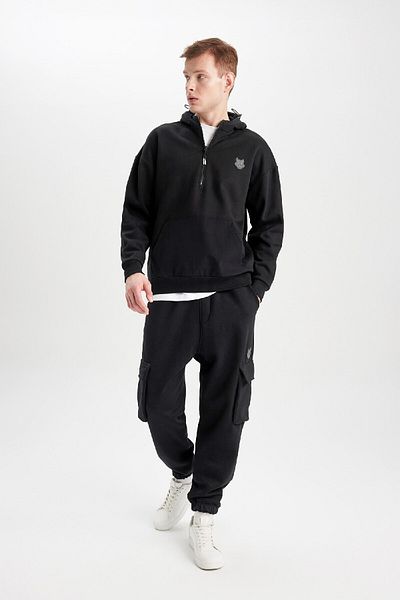 DeFacto Oversize Wide Fit Hooded Printed Sweatshirt B8124Ax23Cw