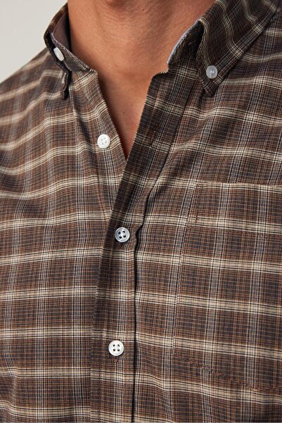 Tudors Erkek Regular Fit Klasik Kesim Düğmeli Yaka Küçük Kareli Pamuklu Gömlek