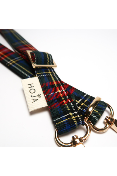 HOJA Store حافظة هاتف آيفون 16 بلس خضراء منقوشة مع حزام هاتف منقوش