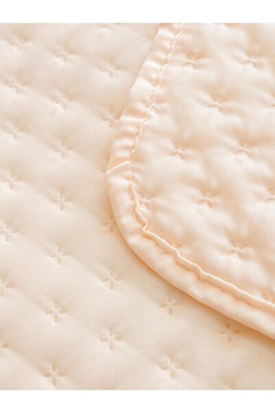 LC Waikiki LCW HOME Desenli Tek Kişilik Yatak Örtüsü 160x220 Cm (S4)