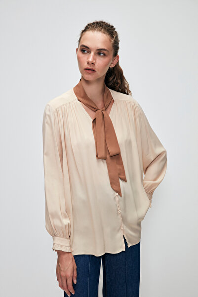 Love My Body Tie-Detail Blouse