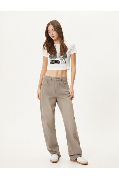 Koton Crop T-Shirt City Themed Printed Short Sleeve Crew Neck Cotton