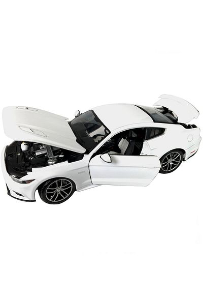 TOYFEST مايستو 1:18 2015 فورد موس. GT