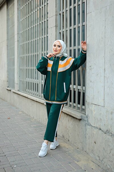 MİMİ Luxury Wear طقم بدلة رياضية للحجاب باللون الأخضر - طقم مزدوج بسحاب
