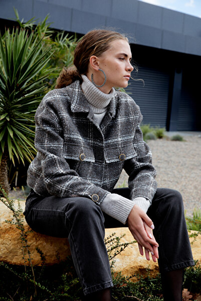 Love My Body Moda Tutkusu Cepli Kısa Kaban