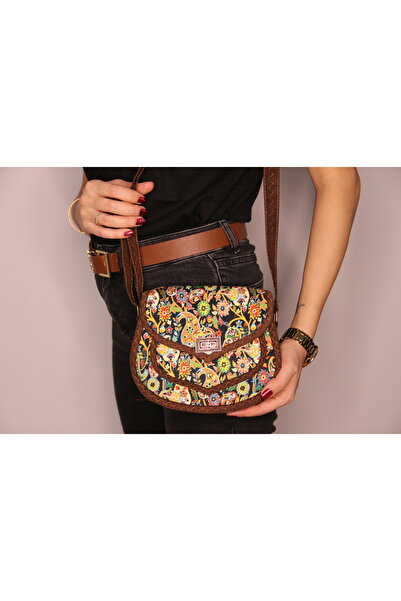 PUJİVA Etnik Tarz Kilim Desenli, Omuz Askılı, Çok Cebli Fermuarlı, Kilitli, Desenli Merinos Çanta
