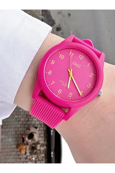 Q&Q Women's Wristwatch 3B1092