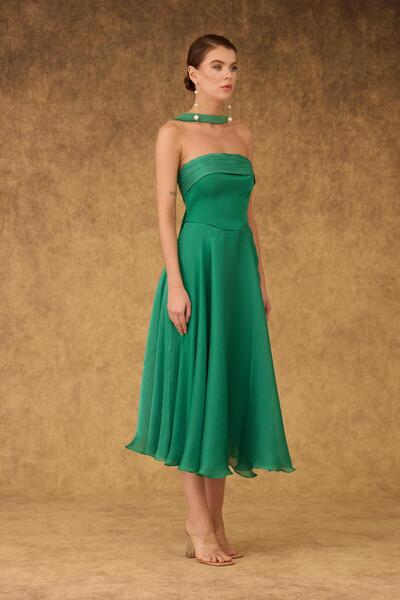 Carmen Yeşil Straplez Şallı Saten Abiye Elbise