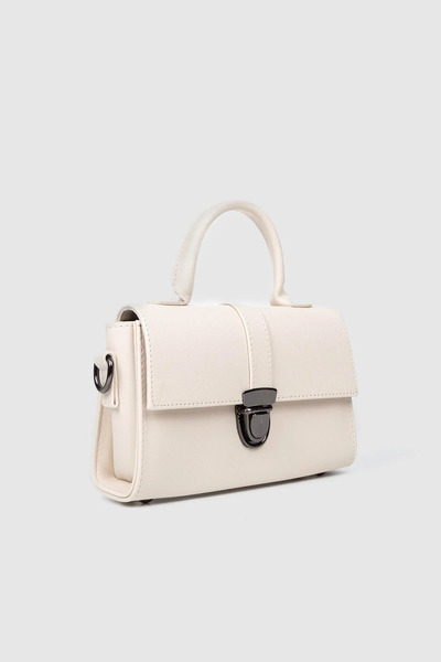 Gullfoss حقيبة كتف وحقيبة يد صغيرة للنساء بغطاء كريمي وتفاصيل قفل، تصميم أنيق