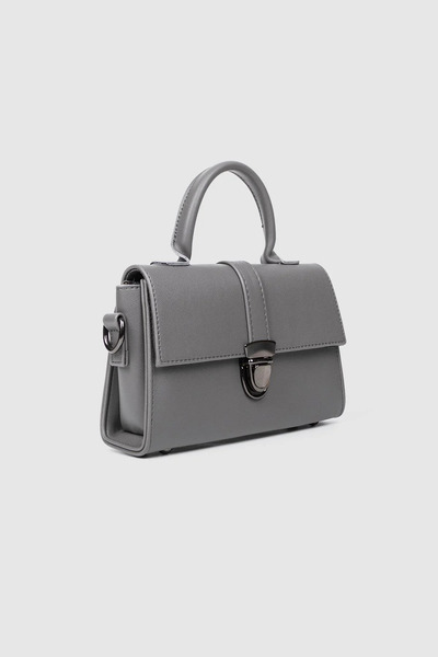 Gullfoss حقيبة كتف وحقيبة يد صغيرة للنساء بغطاء أنثراسيت وتفاصيل قفل، تصميم أنيق