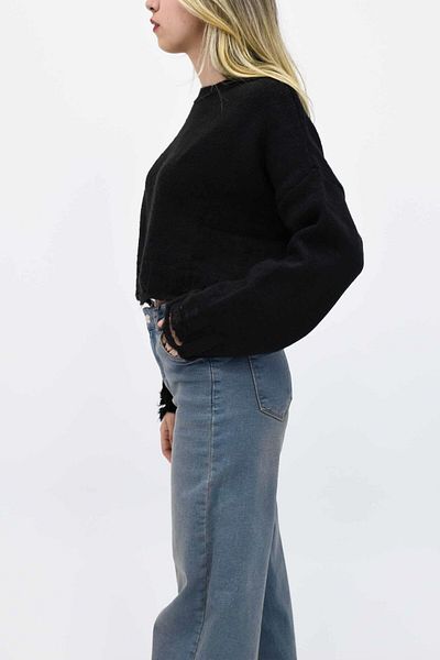 birizmoda Pulover negru crop - detaliu rupt