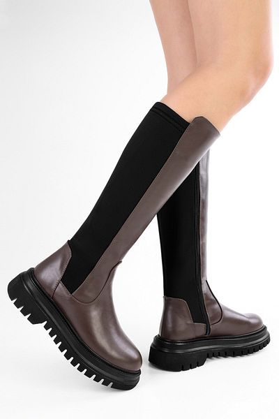 Shoeberry Damen – Chalk Brown Stiefel mit dicker Sohle