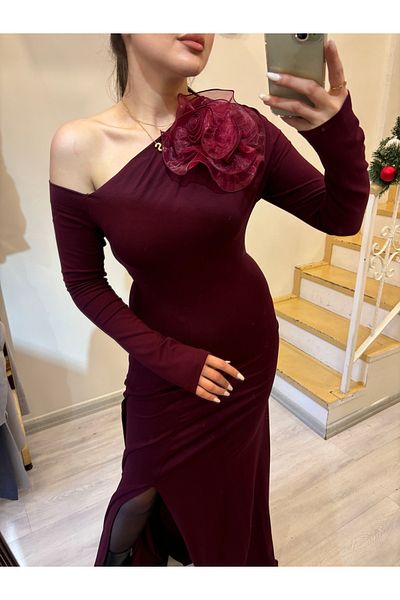 ROSSA Off Shoulder Burgundy Dress