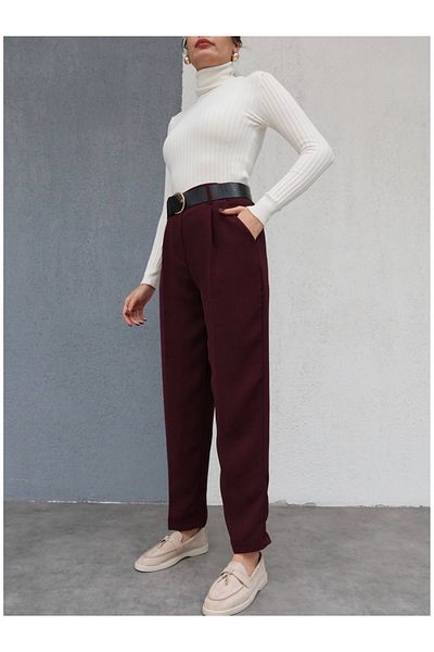 ESRAHELVACI Pleated Trousers with Gold Buckle Belt