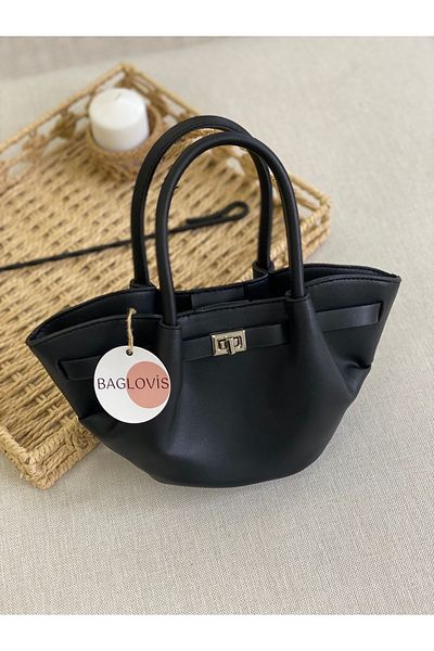 BAGLOVİS حقيبة كتف نسائية سوداء صغيرة الحجم مع تفاصيل قفل أمامي