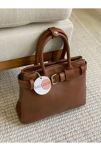 BAGLOVİS حقيبة كتف نسائية بلون أسمر مع تفاصيل مشبك حزام أمامي