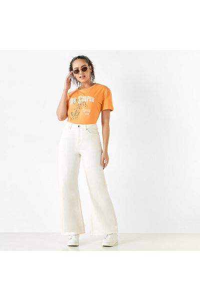 Lee Cooper تي شيرت بطبعة جرافيكية ورقبة دائرية وأكمام قصيرة