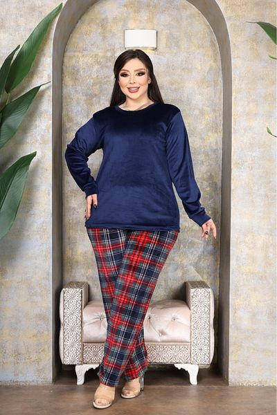 Malven Bato Velvet Pajamas