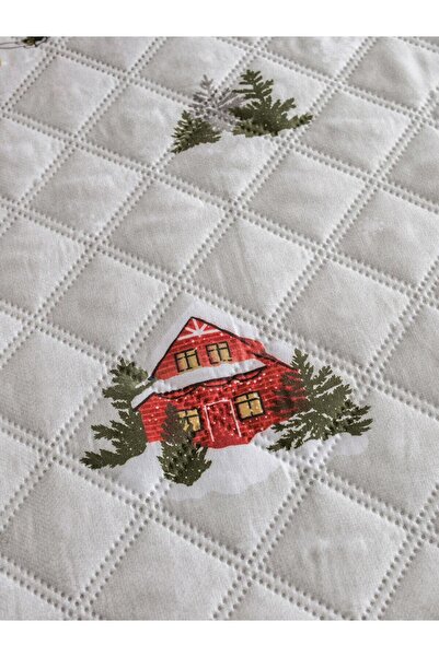 LC Waikiki LCW HOME Yılbaşı Temalı Çift Kiişilik Yatak Örtüsü 200x220 Cm (W4)