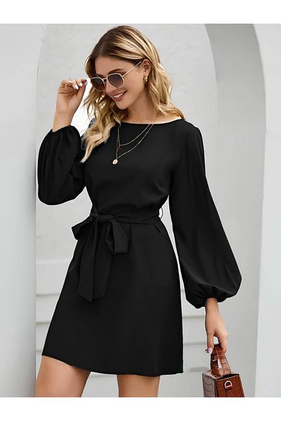 Kokosh moda Rochie scurtă din crepon importată, cu mânecă lungă, cu gât barcă, cu centură în talie