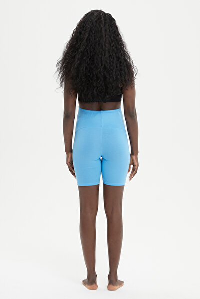 Almila 2021 Model Women's Maternity Leggings - Cotton and Elastane Short Shorts