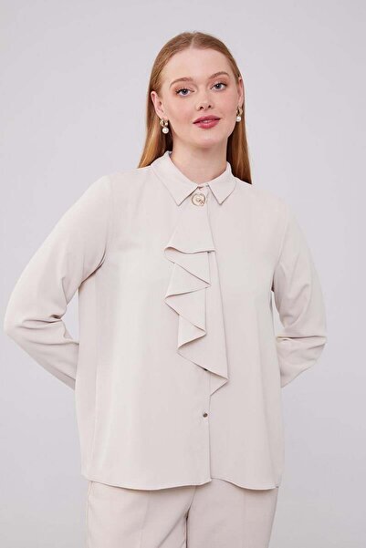 Levidor Μπλούζα με μπεζ γιακά και λεπτομέρεια καρφίτσας