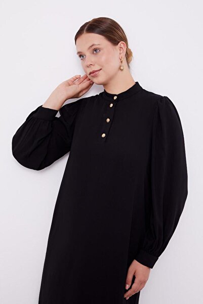 Levidor Μαύρο φόρεμα από σιφόν με πλισέ με γιακά δικαστή