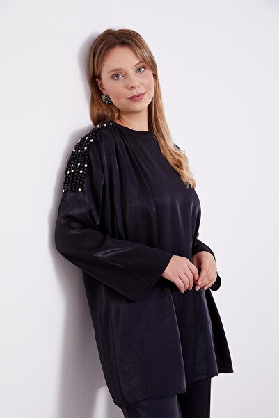 Levidor Black Shoulder Embroidered Satin Double Suit