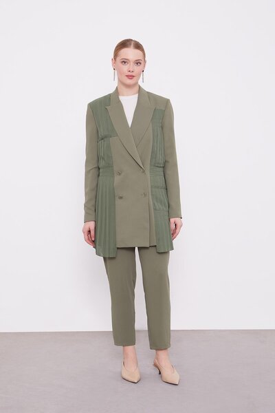 Levidor Haki Plise Şifonlu Ceket Takım