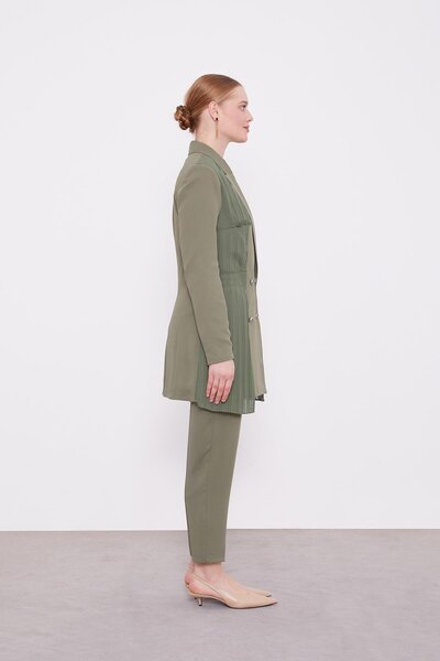 Levidor Haki Plise Şifonlu Ceket Takım