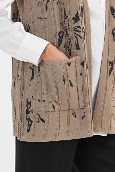 Uludağ Triko Women's Sand Floral Patterned Pocket V-Neck Seasonal Knitwear Mother Vest
