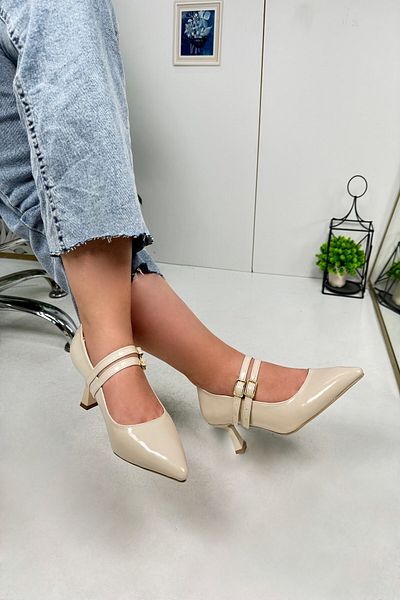 İmerShoes Бежови ежедневни дамски обувки с остър връх и двойна каишка - 100