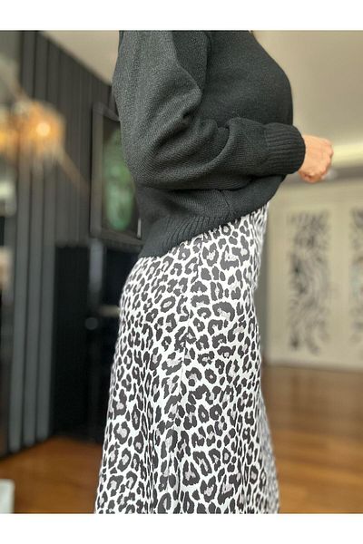 Atelier Derin Fusta din satin cu model leopard negru gri