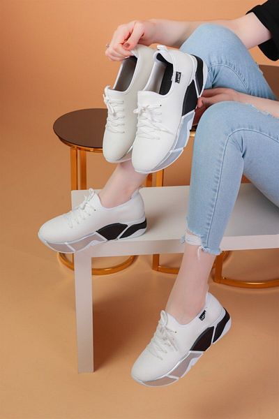 layki Popi White Black Colored Sports Shoes