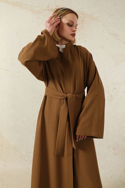 ZÜLAYS Brown Abaya and Trousers Set