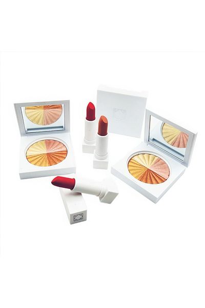 Moda Beauty مجموعة Glow & Pout - أحمر الشفاه ومستحضرات الهايلايتر