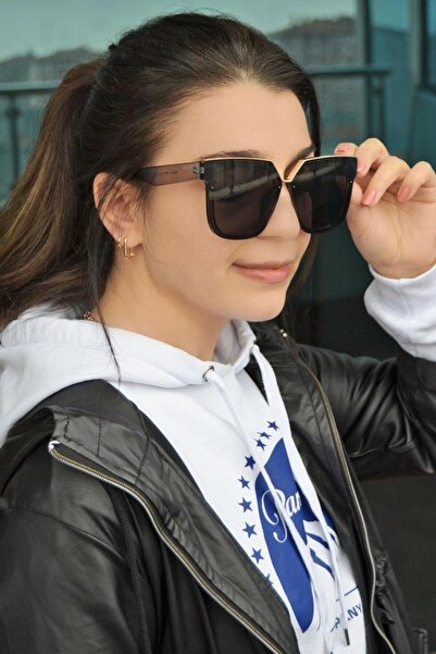 Sacce Scarves&Accessories نظارات شمسية سوداء كبيرة للنساء