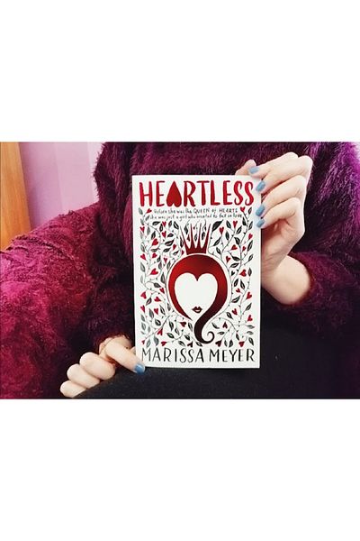 Penguin Books Marissa Meyer's Heartless Scroll