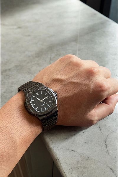 QUARTZ Black Men's Watch - Analog Sleeve, Dial Design in Special Box