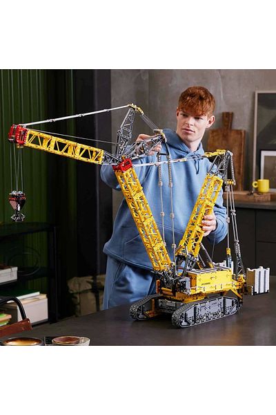 TOYFEST رافعة Liebherr Technic الزاحفة LR 13000 - 42146