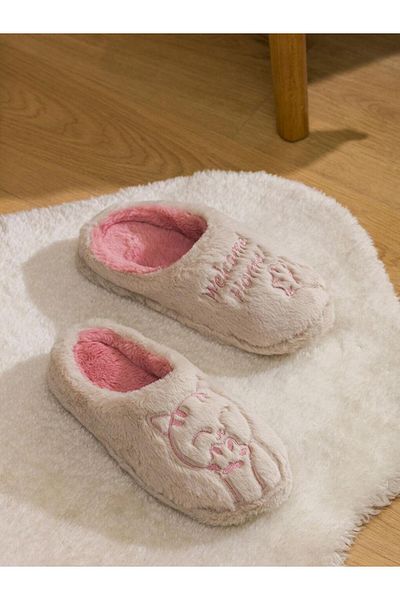 LC Waikiki Γυναικείες παντόφλες εσωτερικού χώρου LCW STEPS Κεντημένες βελούδινες γάτες