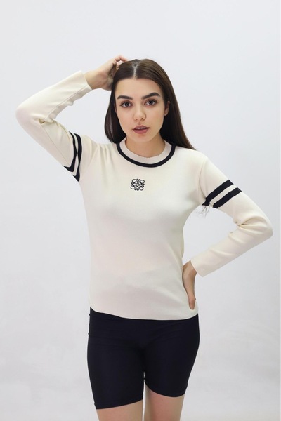 Lonca Tekstil Kadın Triko Siyah Çizgi Detaylı Standart Beden Uzun Kollu Kazak Badi