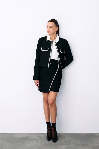 Sateen Fusta scurtă cu buzunare ornamentale la două piept
